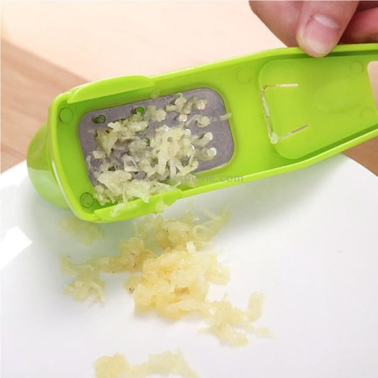 Premium 2-in-1 Garlic & Ginger Grinder with Safety Protector – Multi-Functional Vegetable Mini Grater & Garlic Peeler Tool
